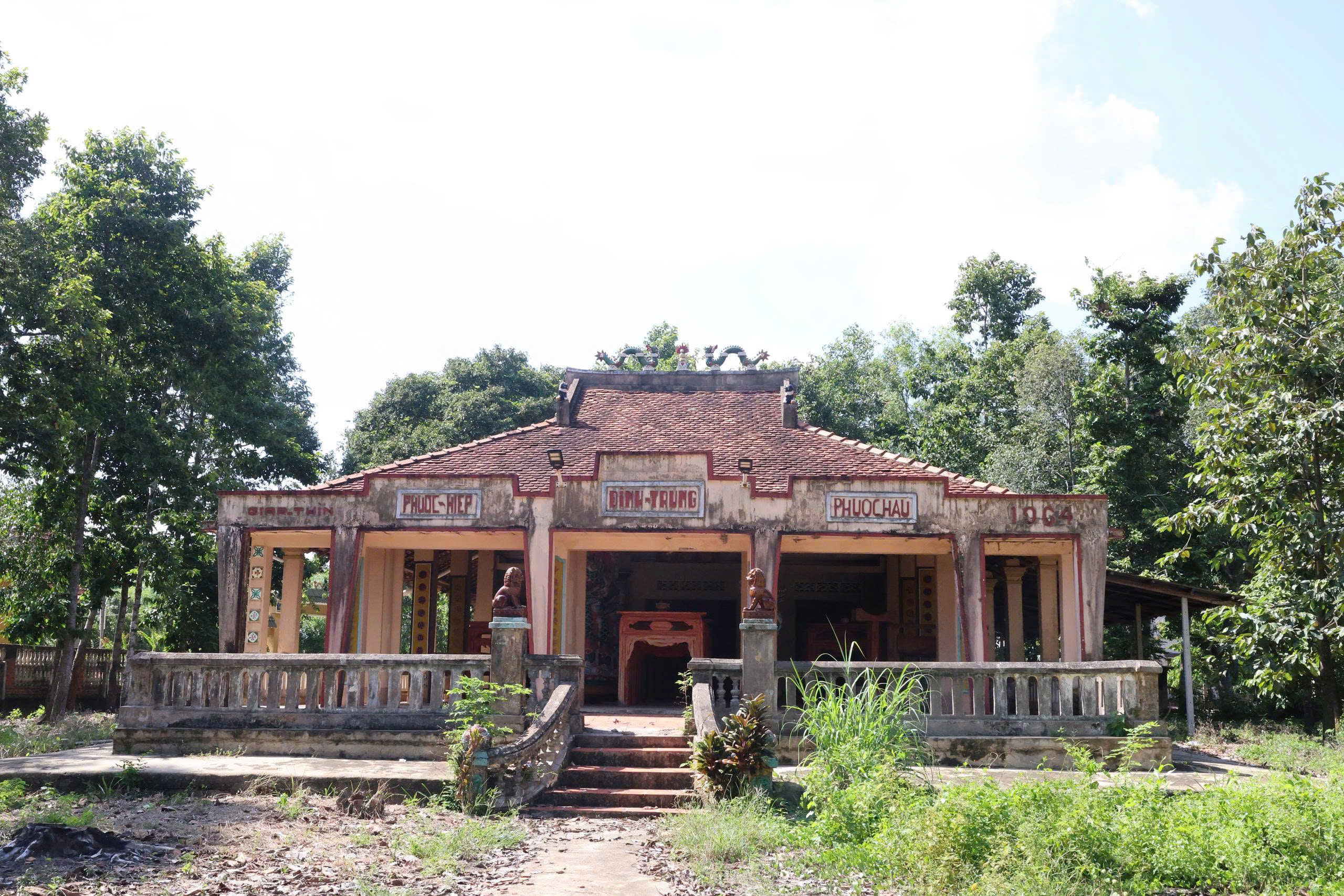 Di tích lịch sử Đình Trung - Phước Hiệp