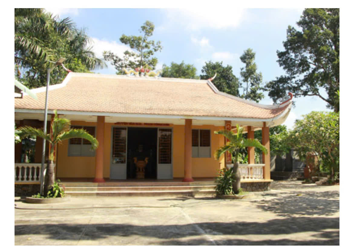 Di tích lịch sử Mộ và Miếu thờ Nguyễn Văn Quá