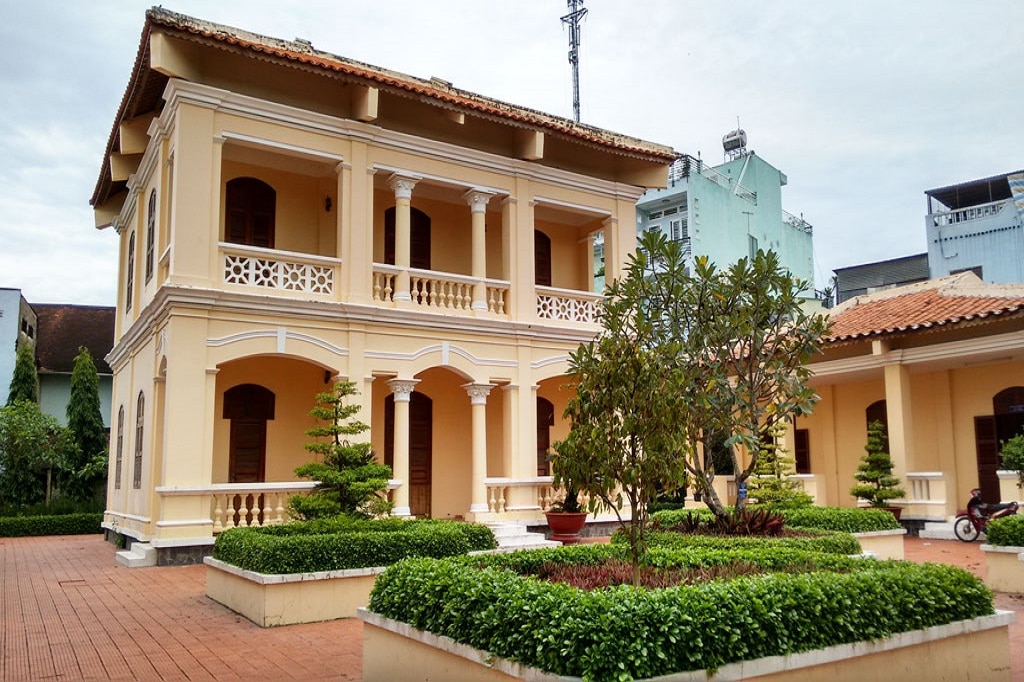Di Tích Lịch Sử Nhà Tổng Thận